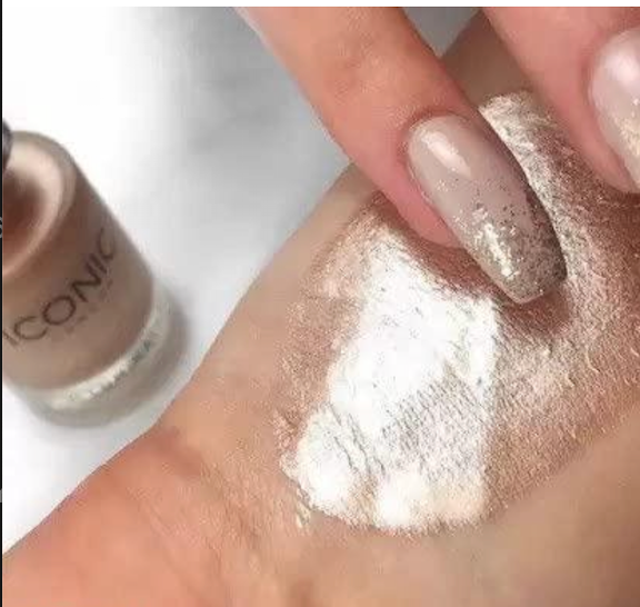 Iconic London Liquid Highlighter